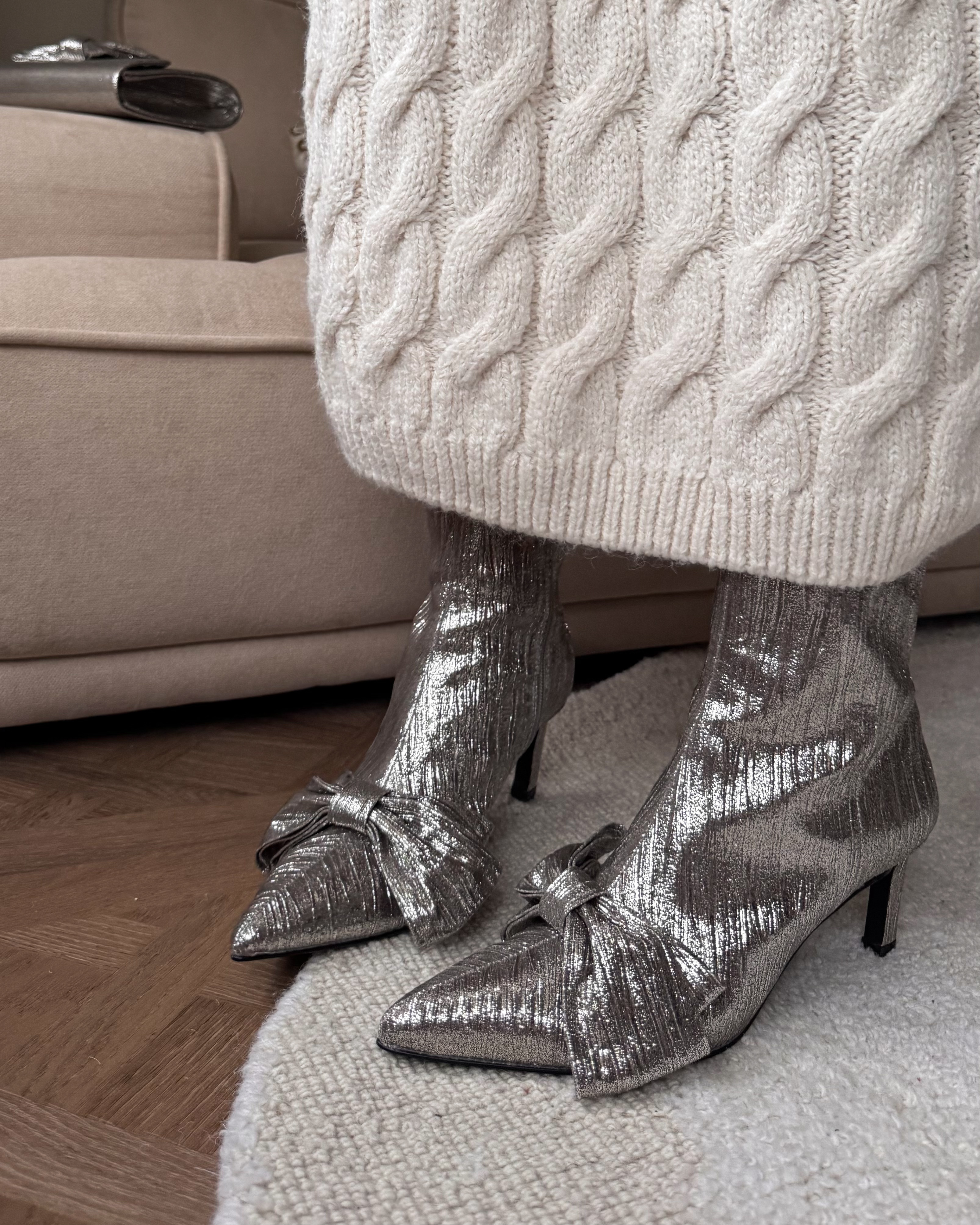 Zilveren glitter enkellaarsjes met hak