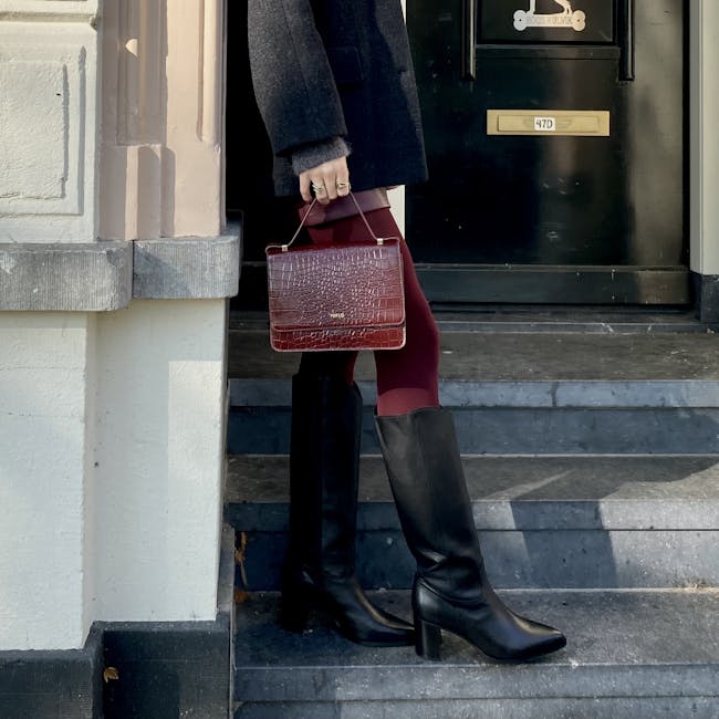 Bordeaux rode lakleren croco schoudertas